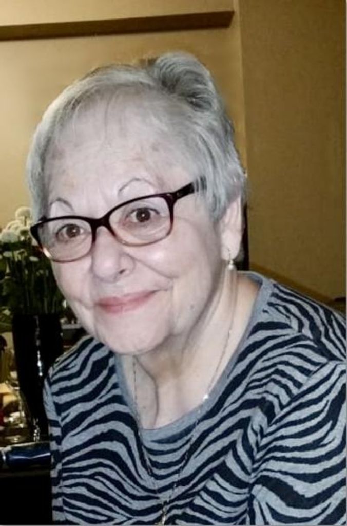 Gloria Kay (Nee Dodorico)