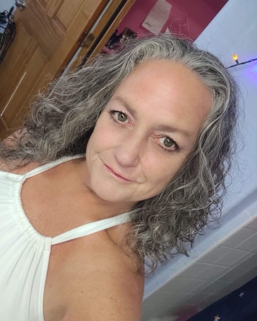 Michelle L. Souza Profile Photo
