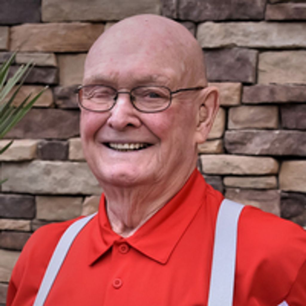 Everett "Moe" Morris Pool