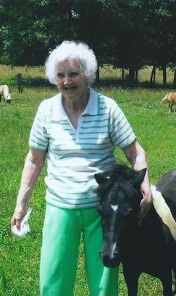 Phyllis NeSmith