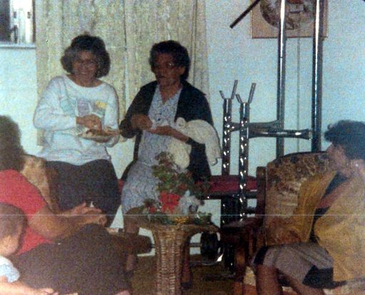 Yolanda C. Gonzalez photo gallery thumbnail 34 of 357