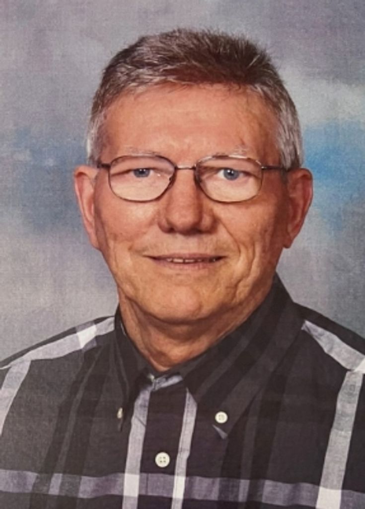Fred Beckham Profile Photo