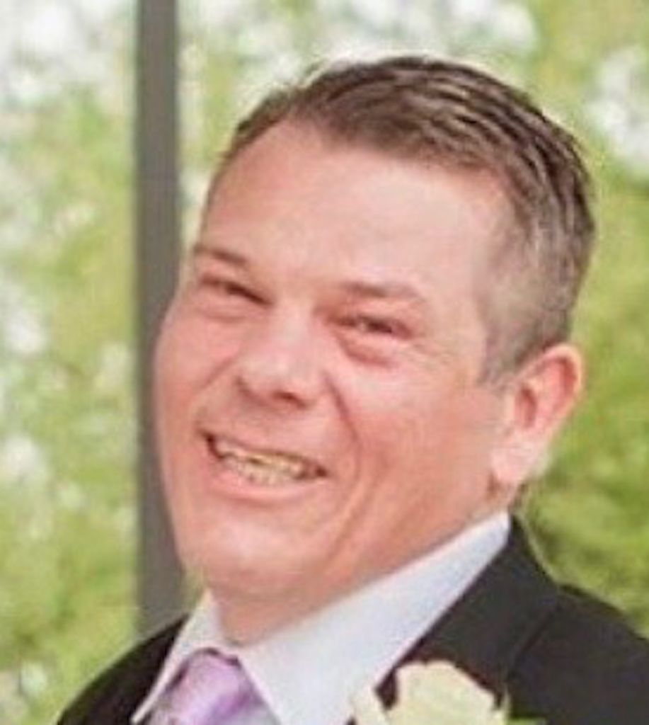 Mr. Christopher Zinsmayer