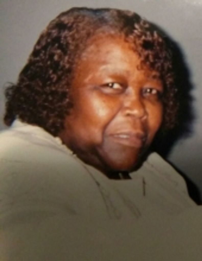 Bernice "Bea" Blount (Lansing)