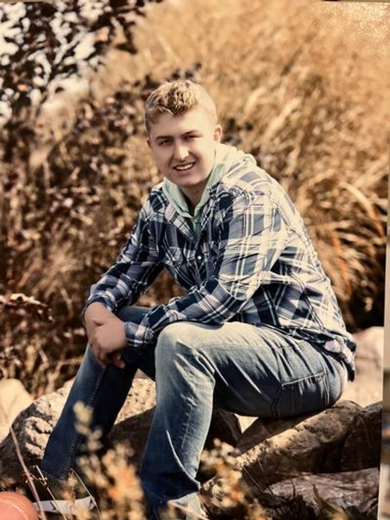 Tyler Andrew Kinney Profile Photo