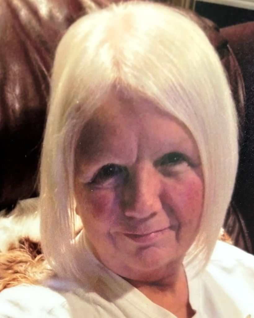 Diane M Roszell