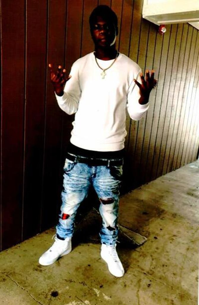 Davyon Terrell Hall Profile Photo