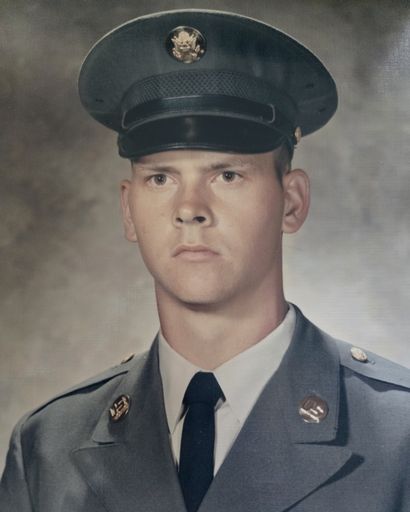 Gerald "Jerry" Earle Knight Profile Photo