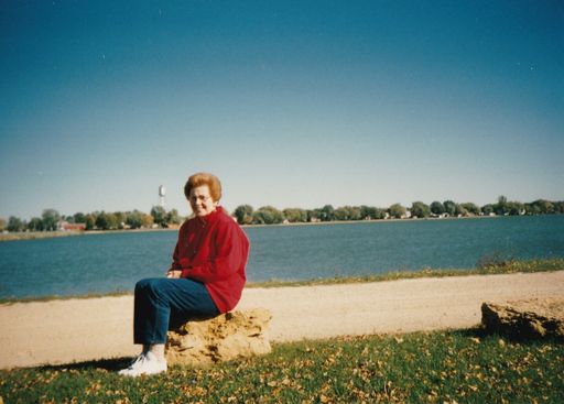 Verna F. Edwards Strandlund photo gallery thumbnail 20 of 75