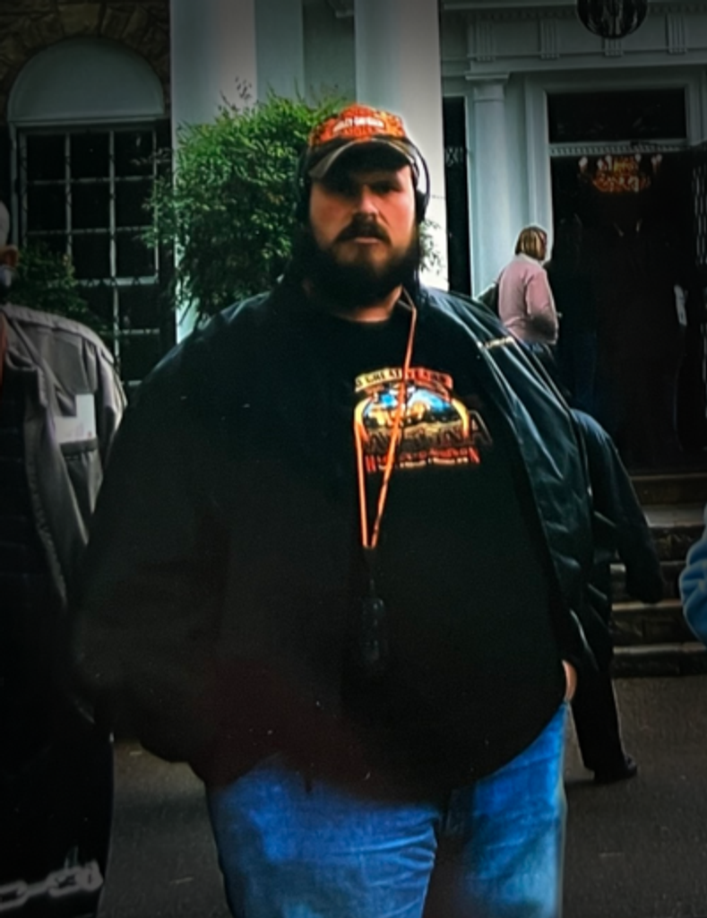 Gavin Lyle Jones Profile Photo
