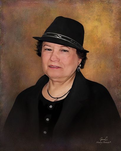 Carmen Perez Castillo's obituary image