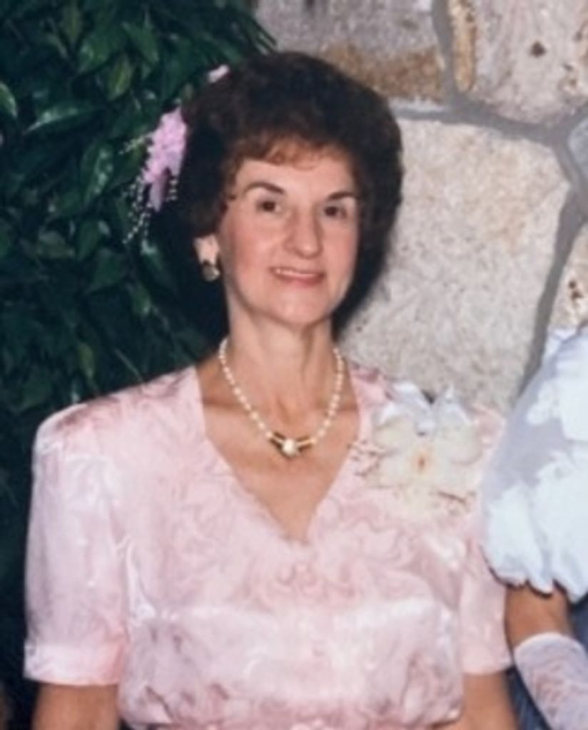 Mrs Cecile Veillette Profile Photo