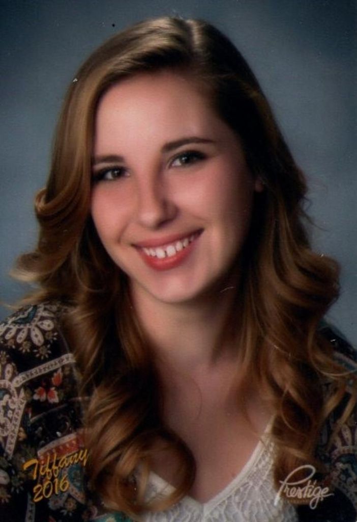 Tiffany Nicole Comento