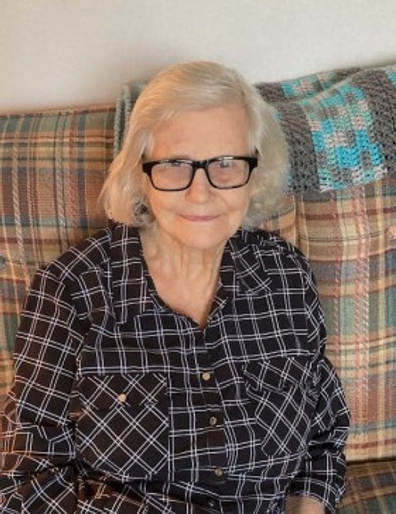 Sherry (Weaver)  Davis Profile Photo