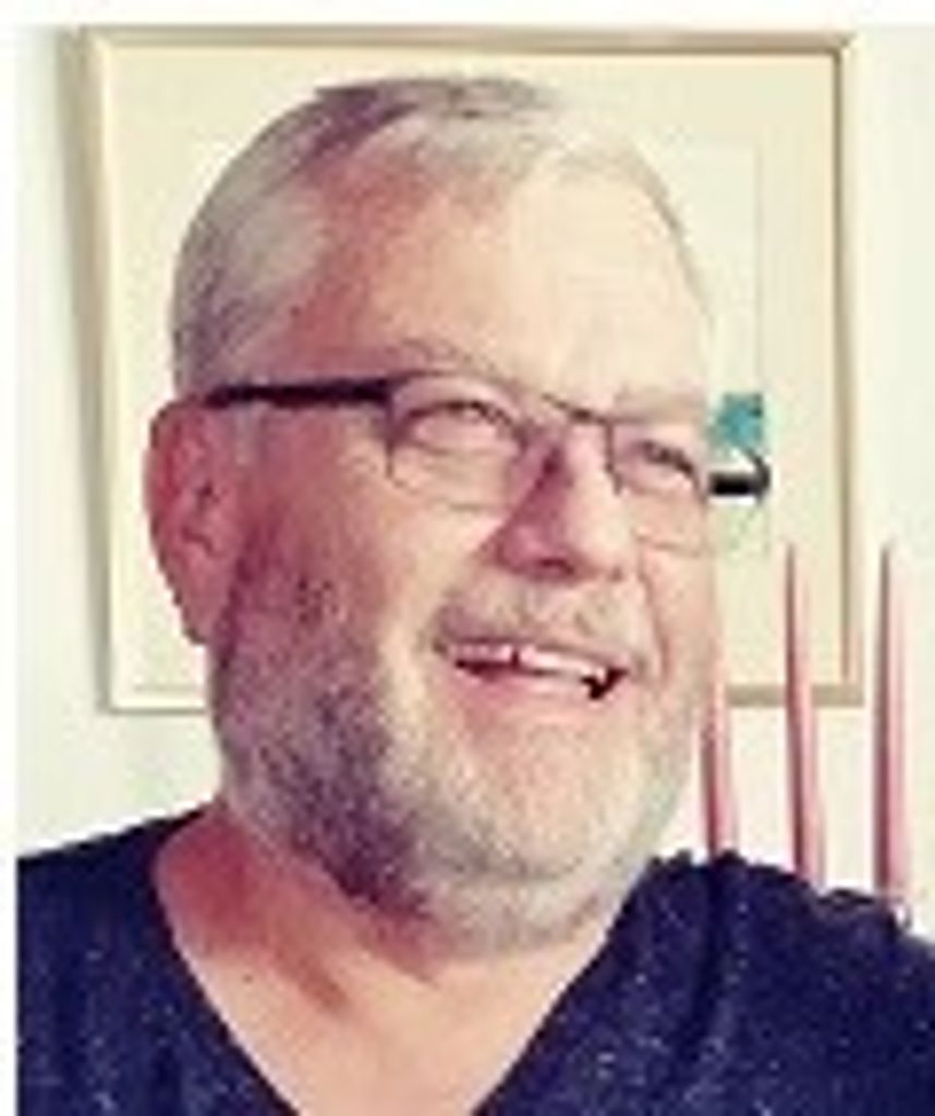 Mark Lee Smith