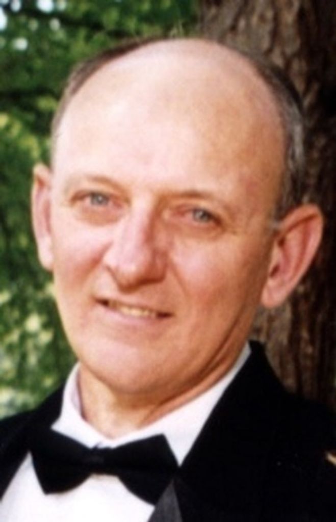 Richard L. Vallée, Jr. Profile Photo