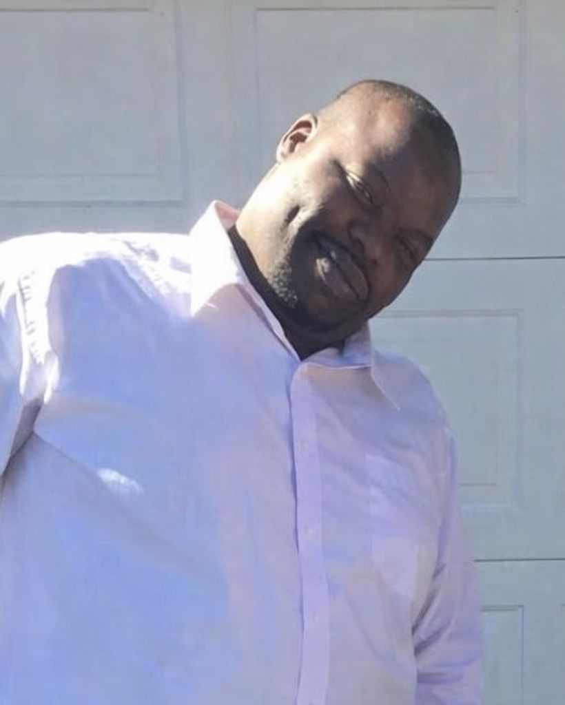 Mr. Travaris D. Silvers