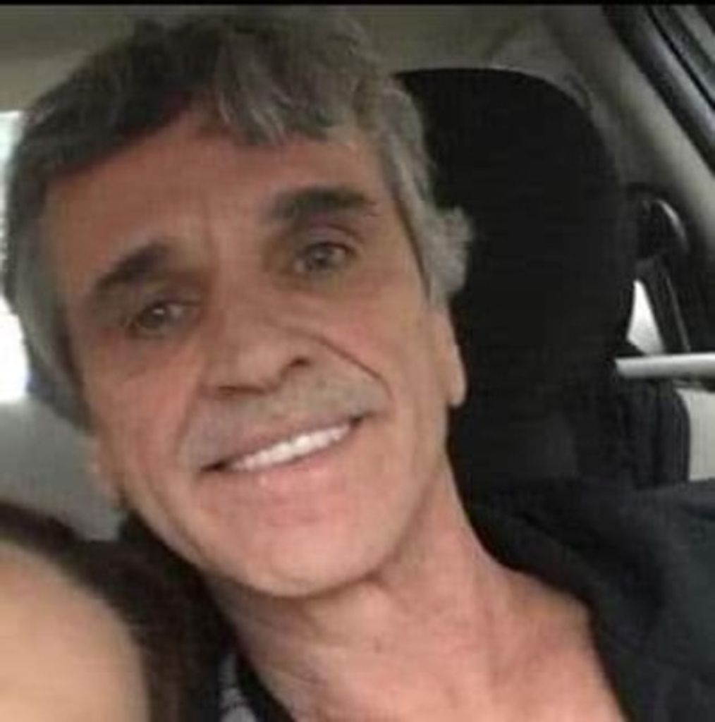 Michael Combs Profile Photo