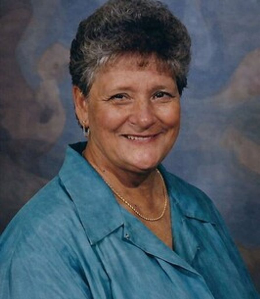 Faye Hefner Profile Photo