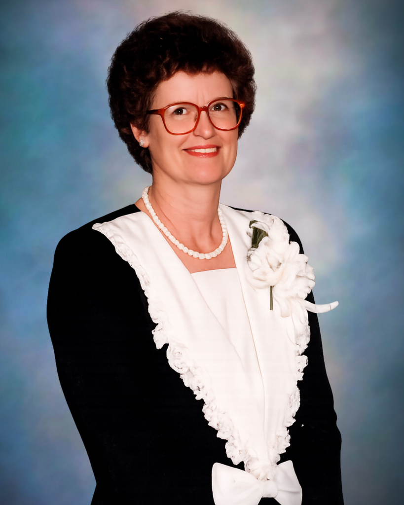 Clara Elmore Profile Photo