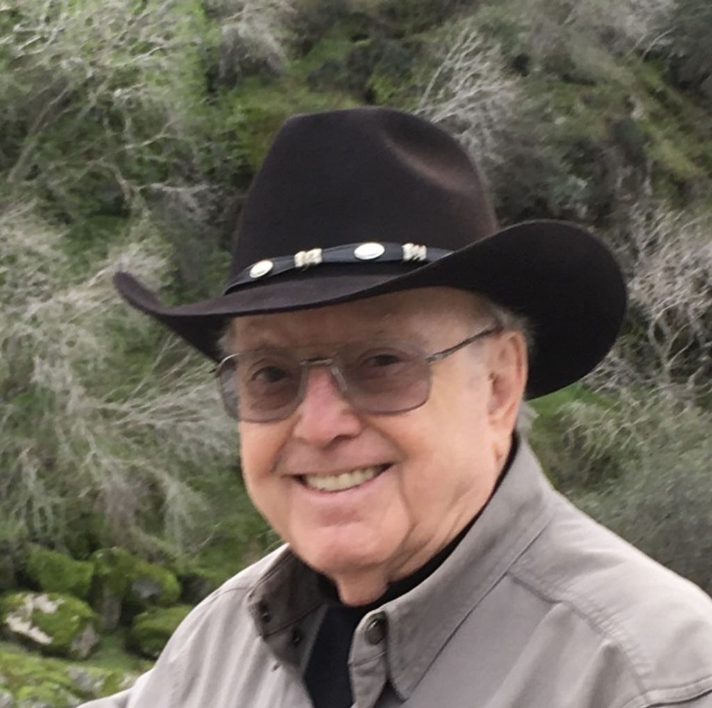 Kenneth Robertson Profile Photo