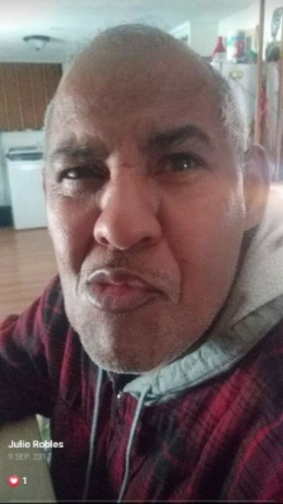 Julio Robles Profile Photo