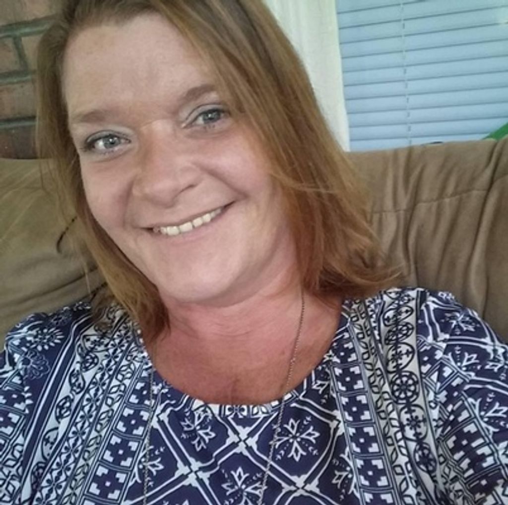 Tracey Lynn Arnold-Thompson