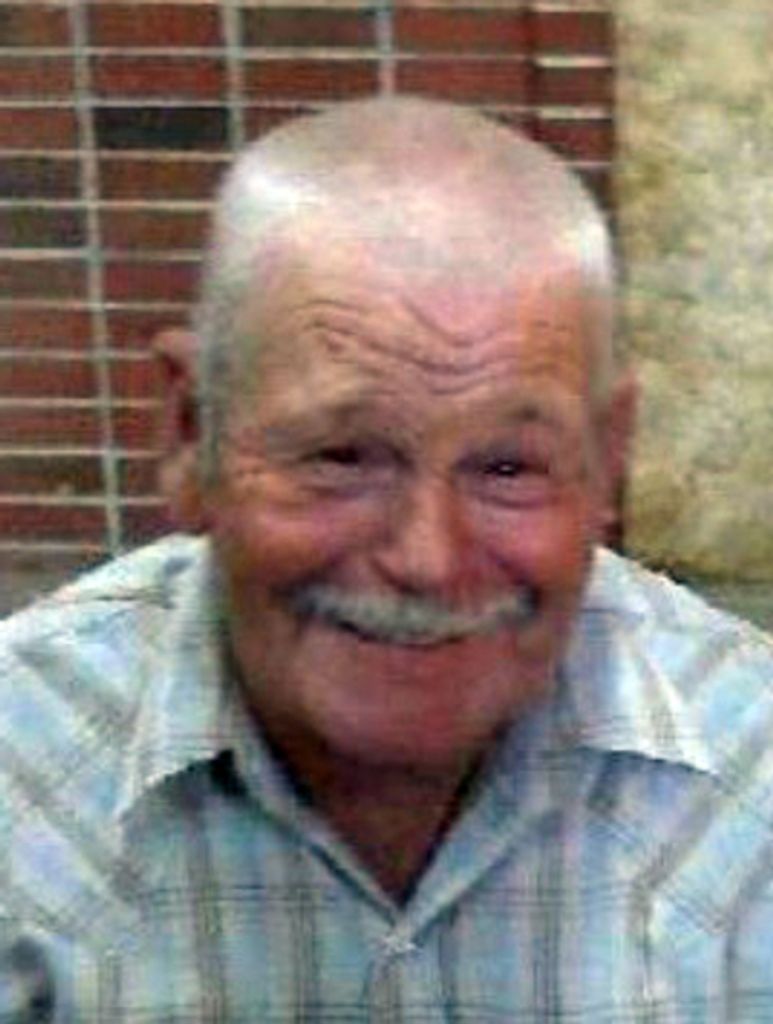 Robert Carl Moore Profile Photo