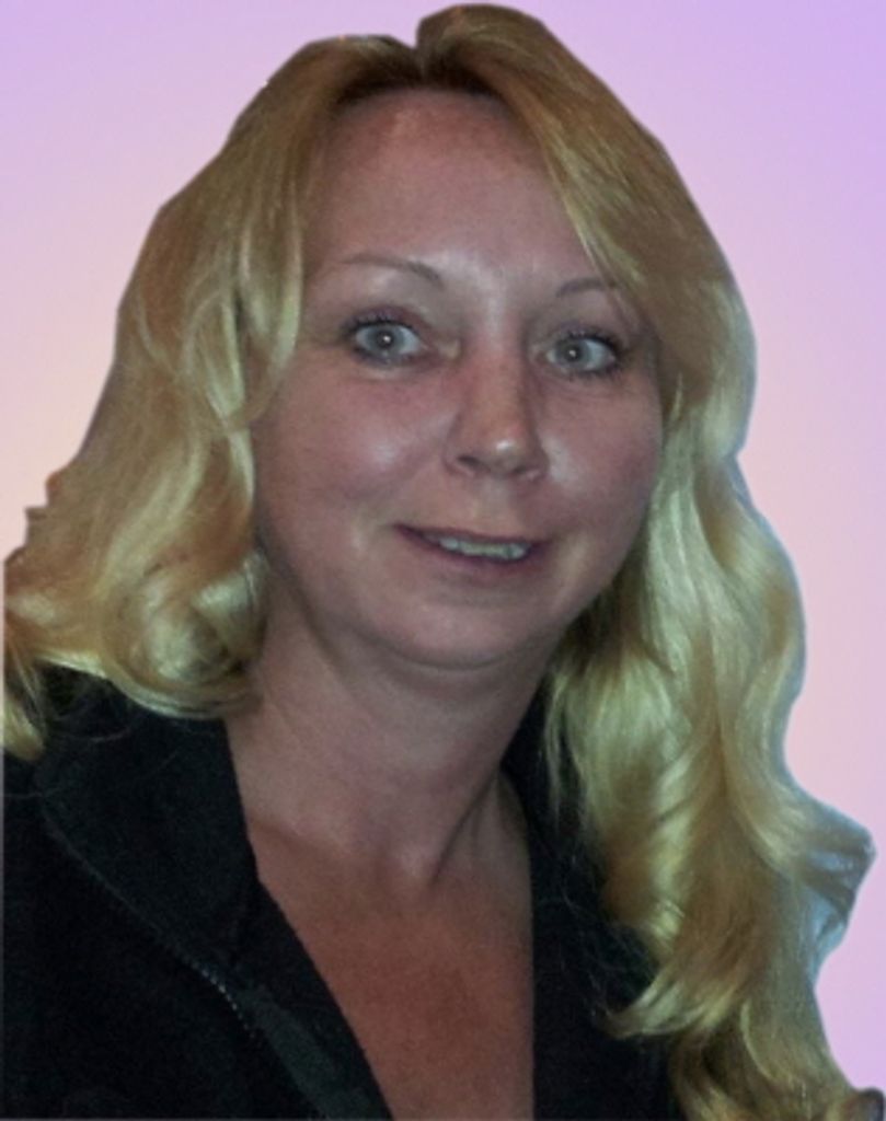 Maureen Ruth Mcginley