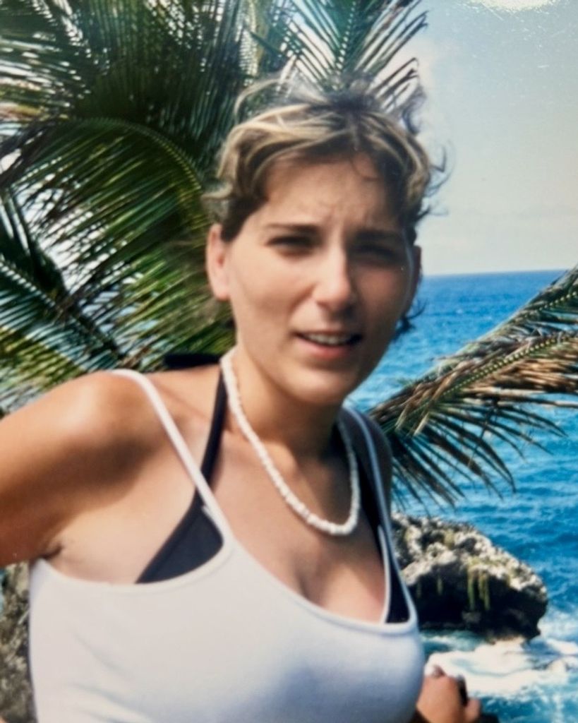 Amanda Jean Robertson