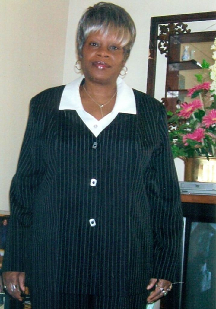 Vivian Clinton Profile Photo