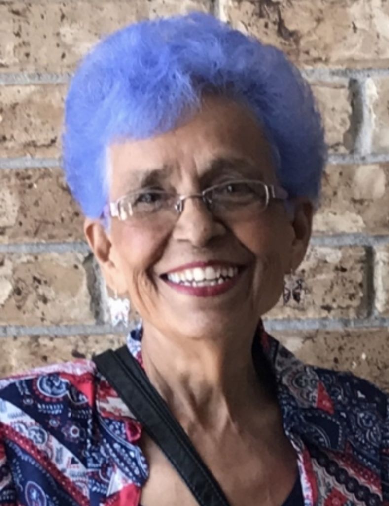 Lydia De Leon Profile Photo