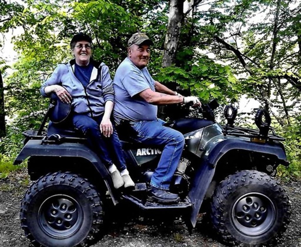 Sandra Lee Bousquet Profile Photo