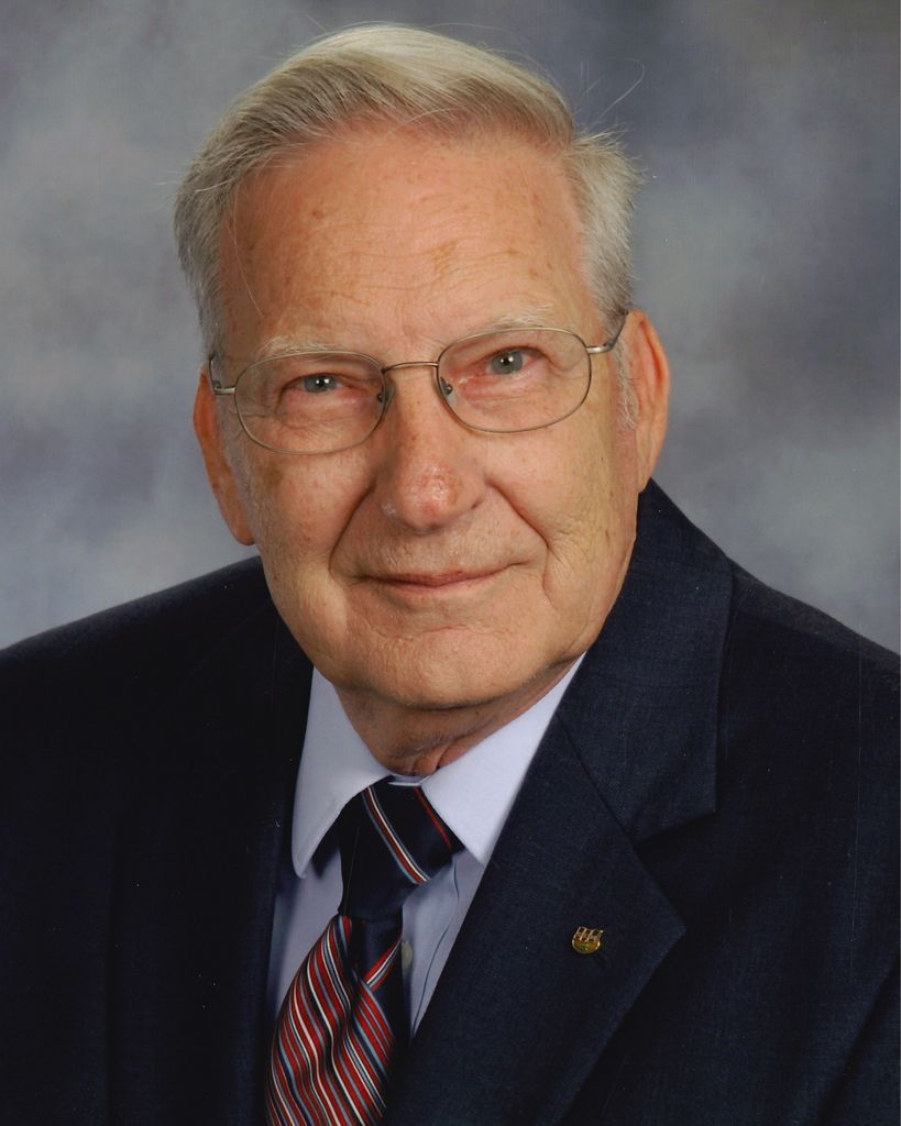 Basil Lee Kimes