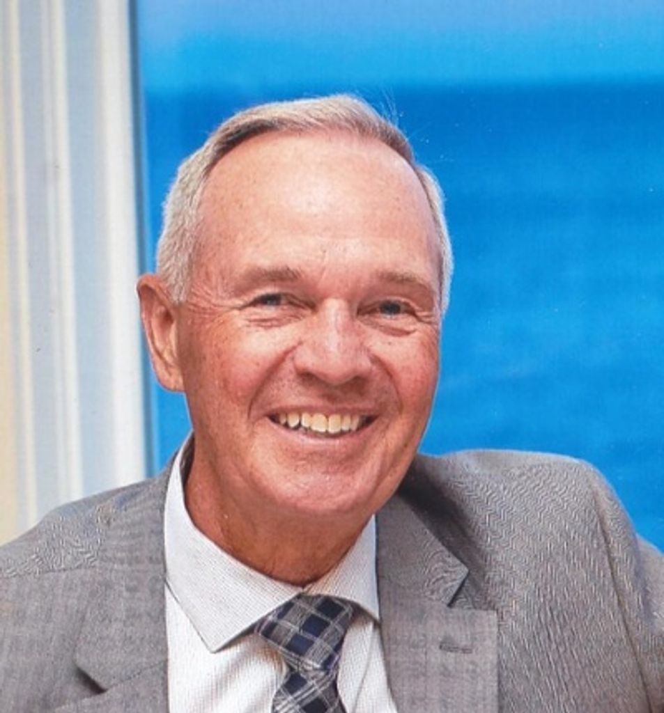 James "Bud" Robert Mccune