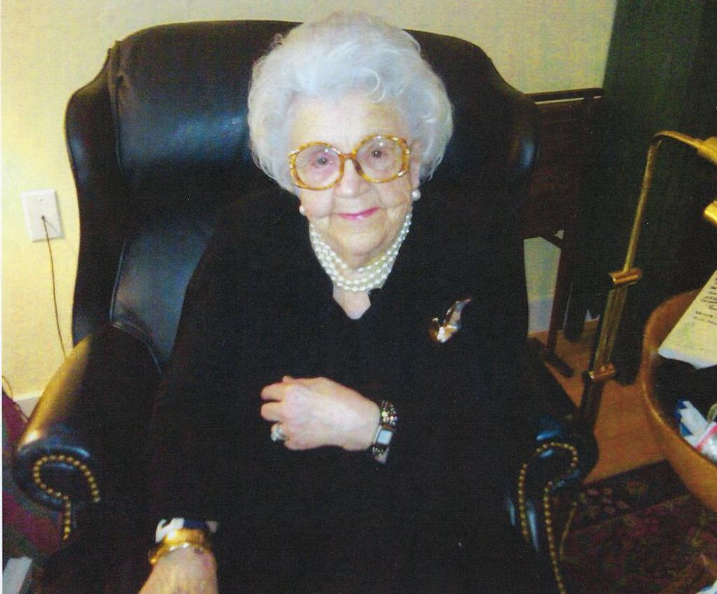 Margaret Edwards "Maggie" Love