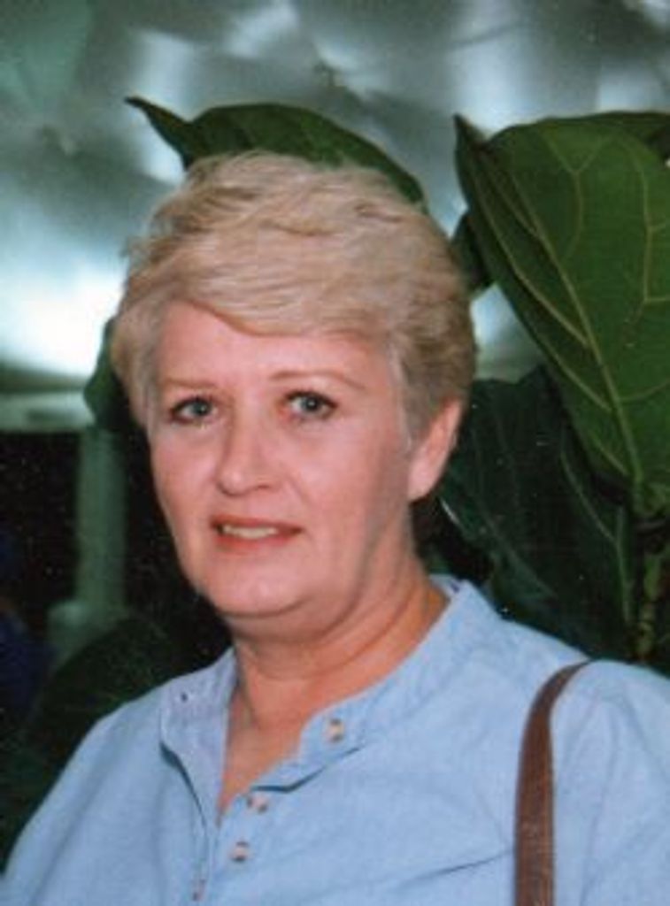 Anna English