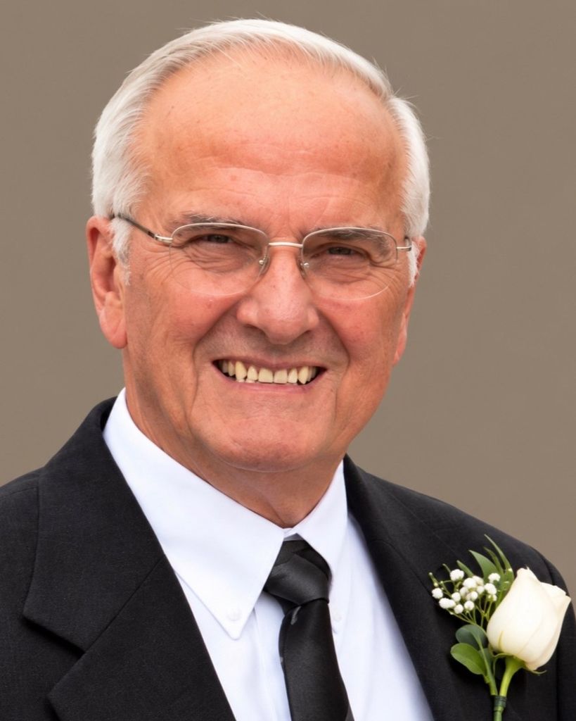 Dennis Krysiak Profile Photo