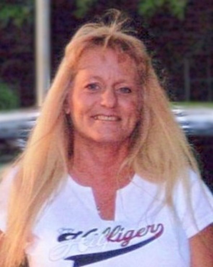 Sherry Lynn Countryman Profile Photo
