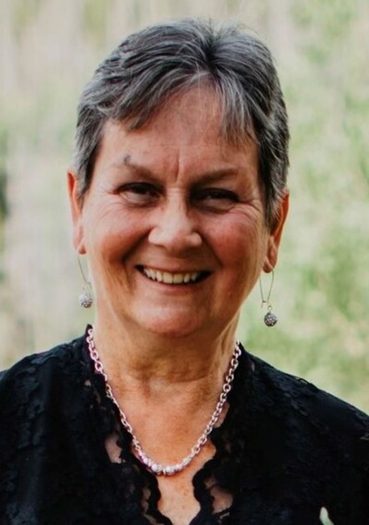 Paula Hutchison Profile Photo