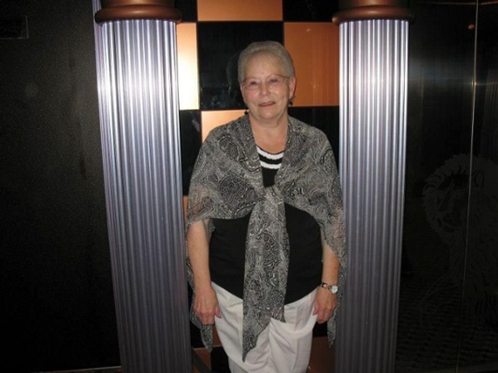 Shirley Ann Hood Mann