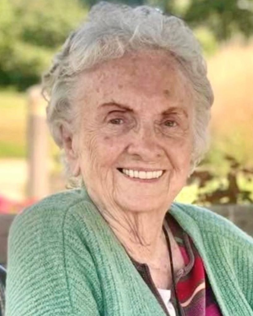 Charlotte Raymond Profile Photo