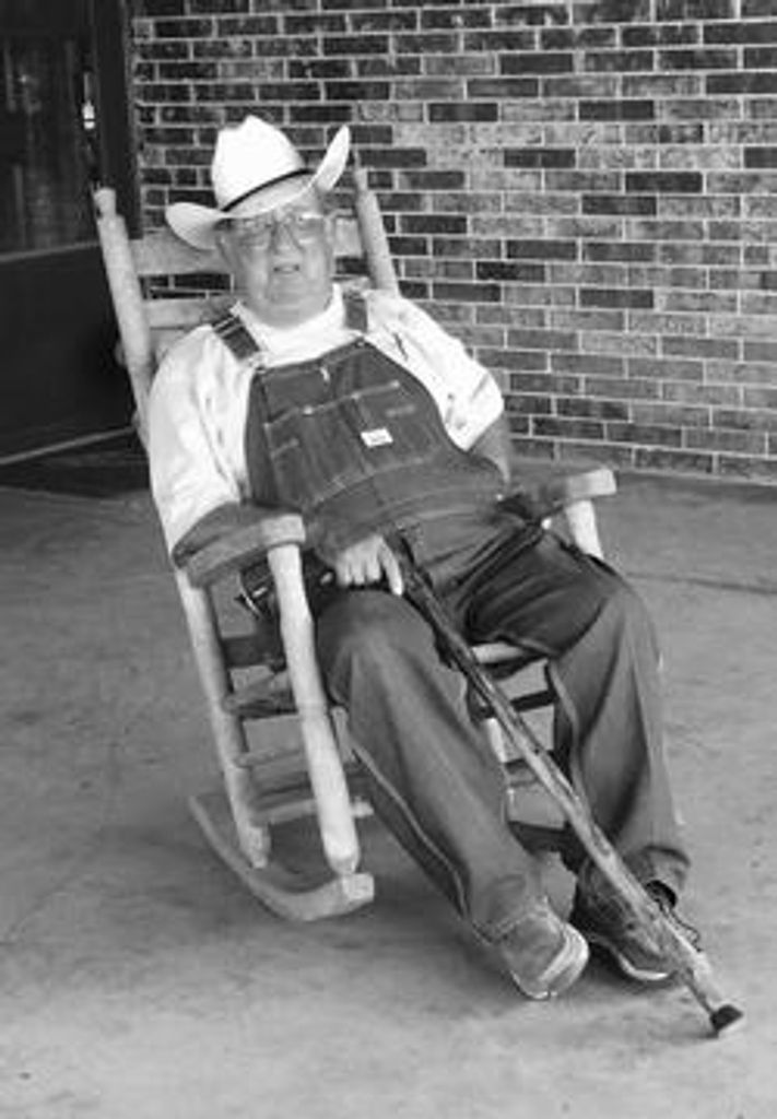 Tom Tucker Profile Photo