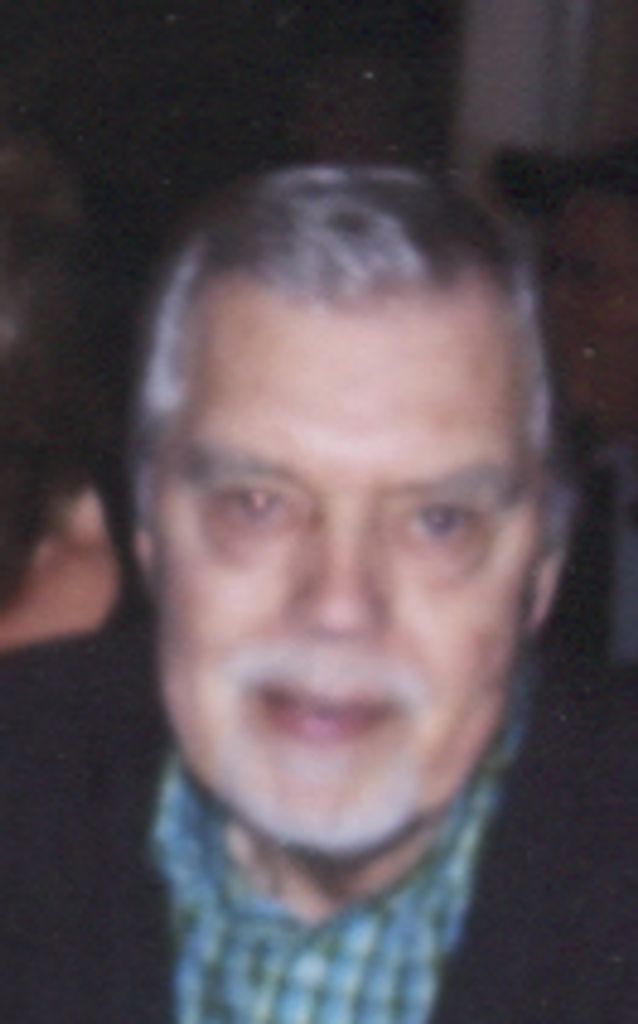 Lowell Green Profile Photo