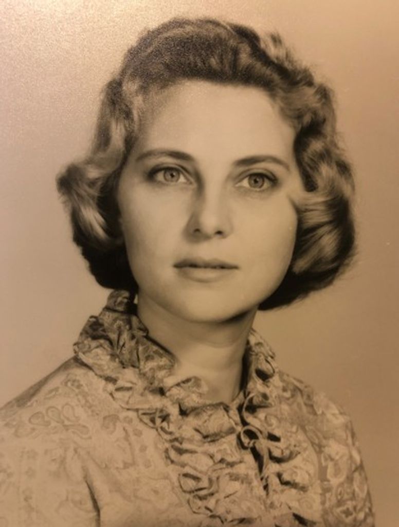 Carolyn Taylor Starnes