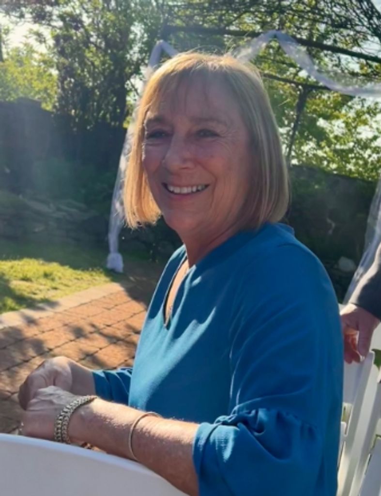 Louann (Perullo) Stanton