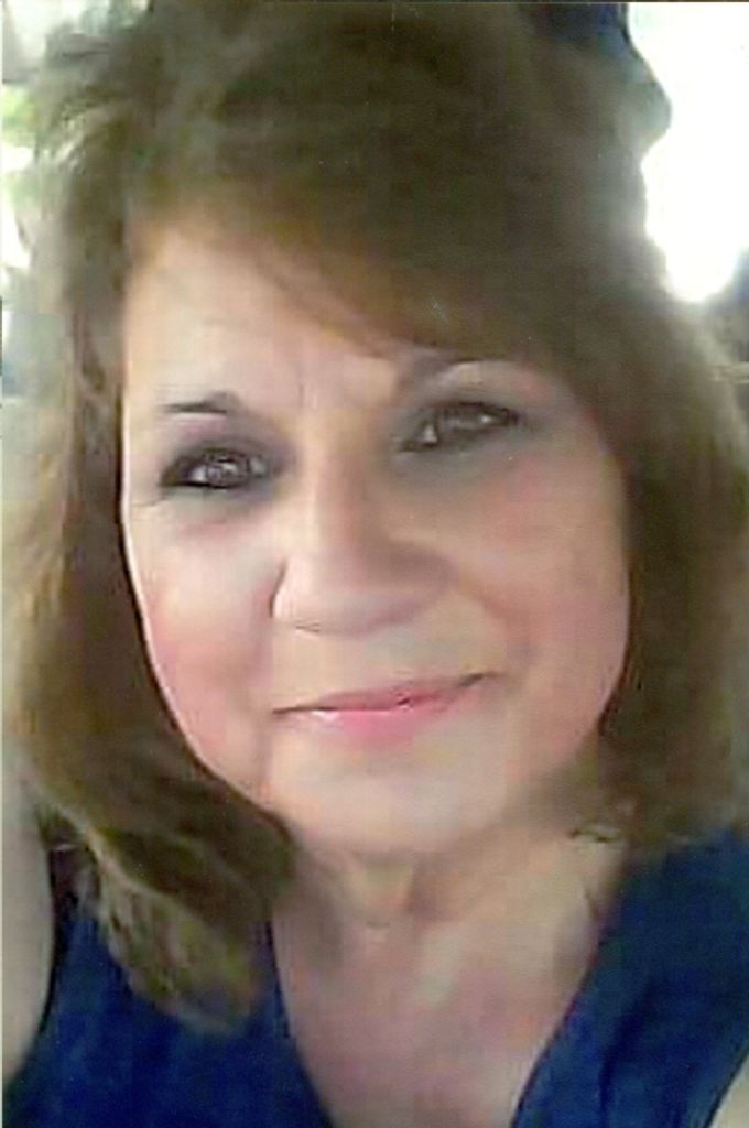 Lisa Jeanie (Schott)  Hiles