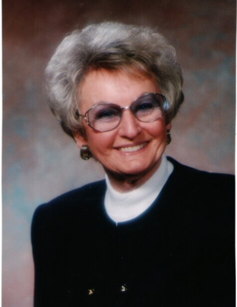 Patricia "Pat" (Lund) Peterson Profile Photo