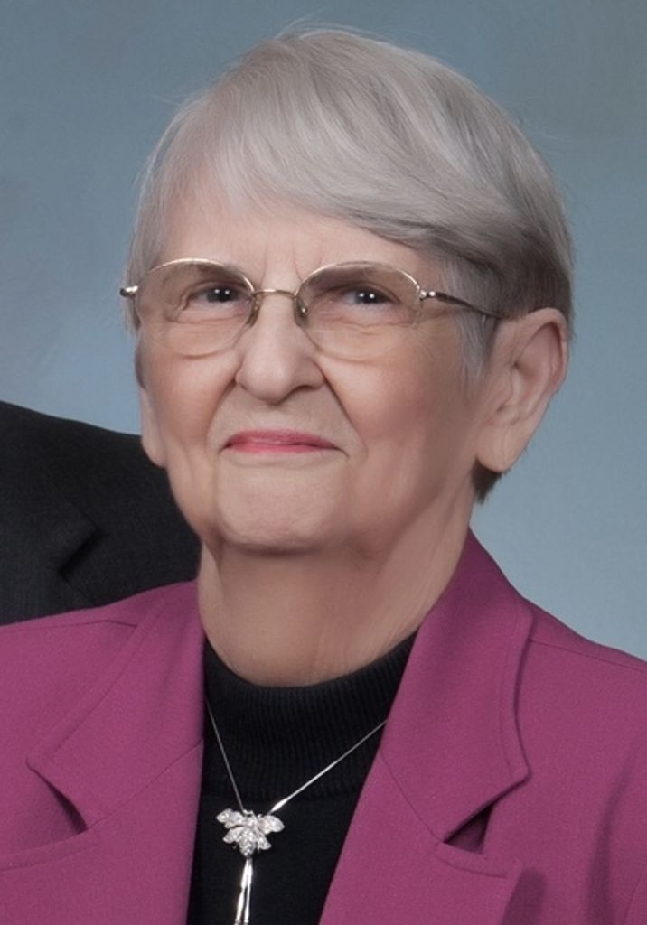 Phyllis Jeannine Sauer Profile Photo