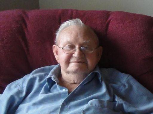 Llewelyn E. Schroeder Profile Photo
